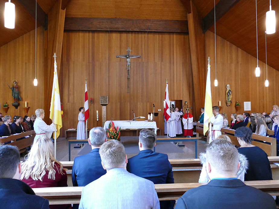 Firmung 2019 in Naumburg (Foto: Karl-Franz Thiede)